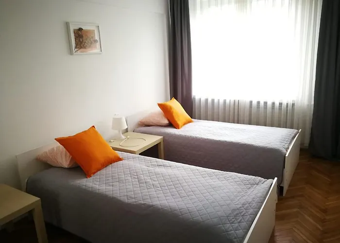 Center - Jana Pawła