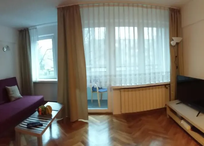 Center - Jana Pawla *